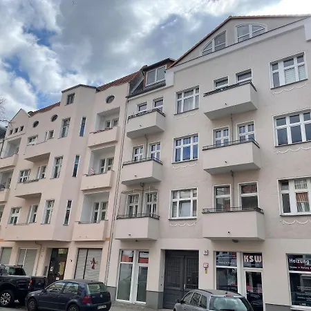 Luxury 60m2 Appartement in Wilhelmstadt Berlin Exterior foto