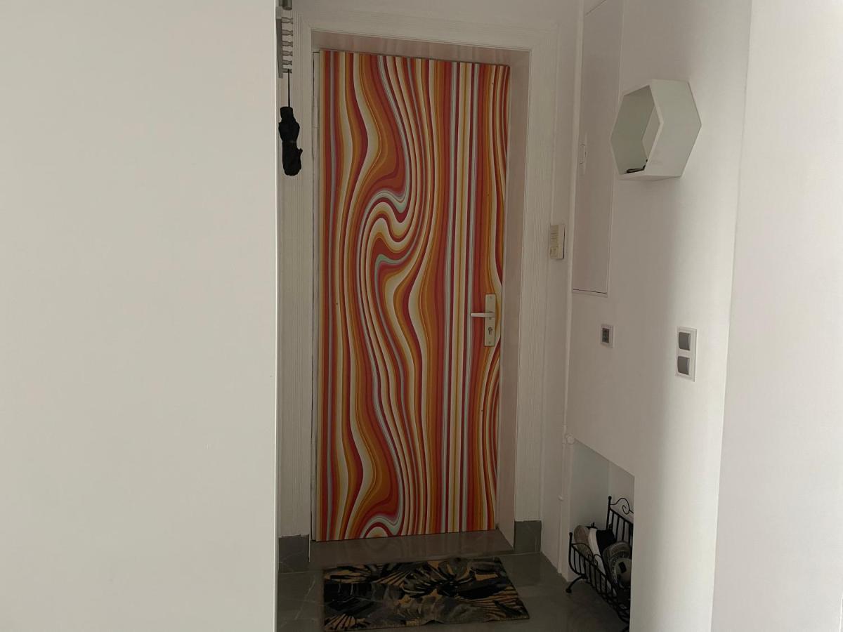 Luxury 60m2 In Wilhelmstadt Apartament